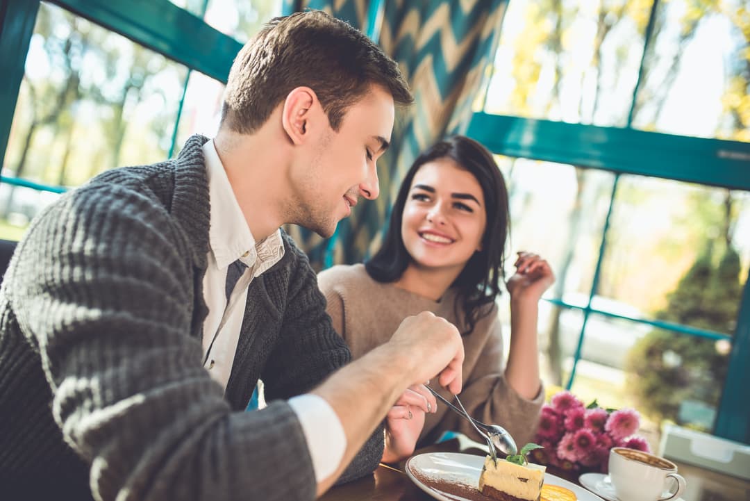 10 Signs That Show Someone Is Genuinely Interested in You